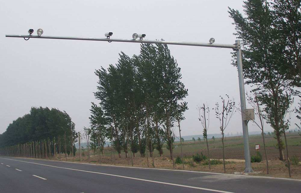 ���̰���